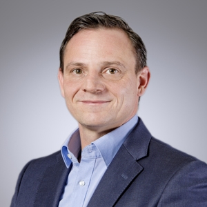 Prof. Dr. Adrian Schwaninger